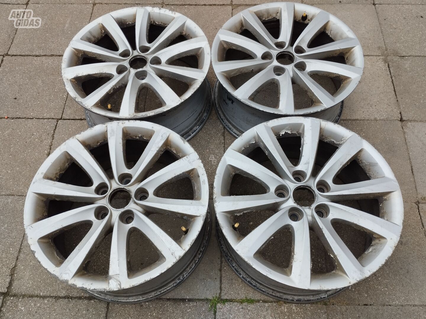 Hyundai i30 light alloy R17 rims