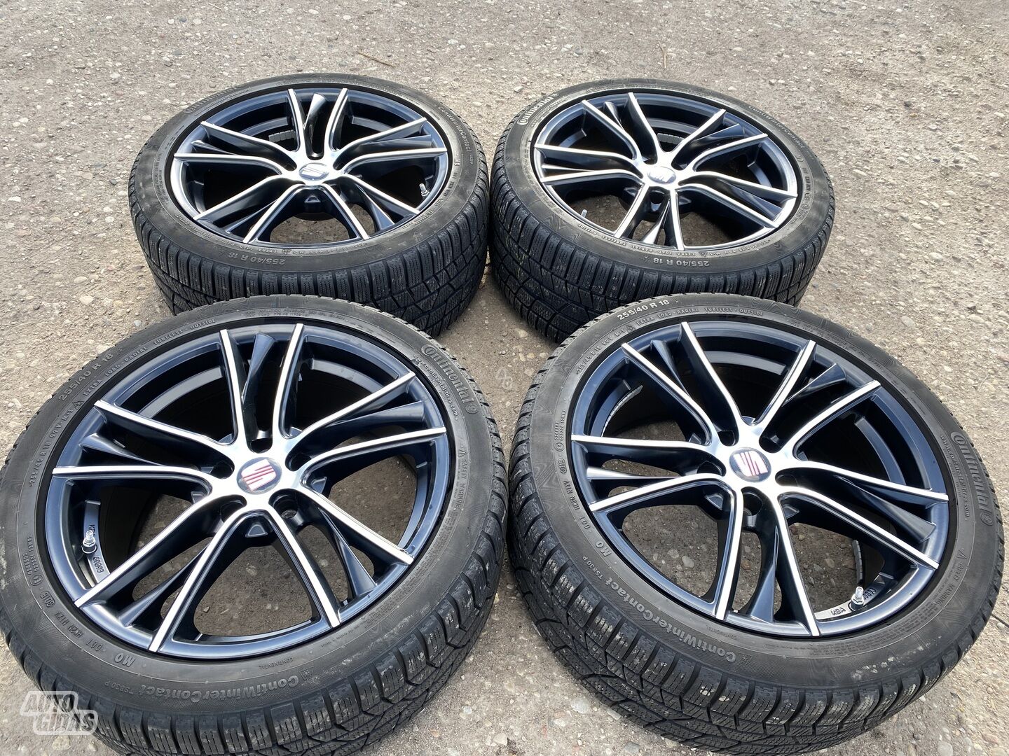 Seat Siunciam, 8.5J ET35 light alloy R18 rims