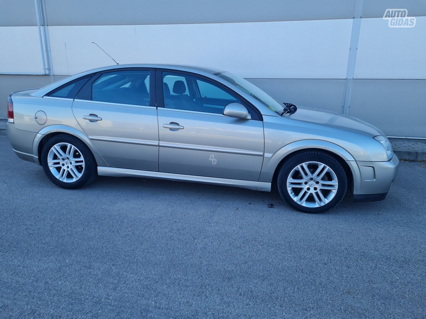 Opel Vectra C 2004 г