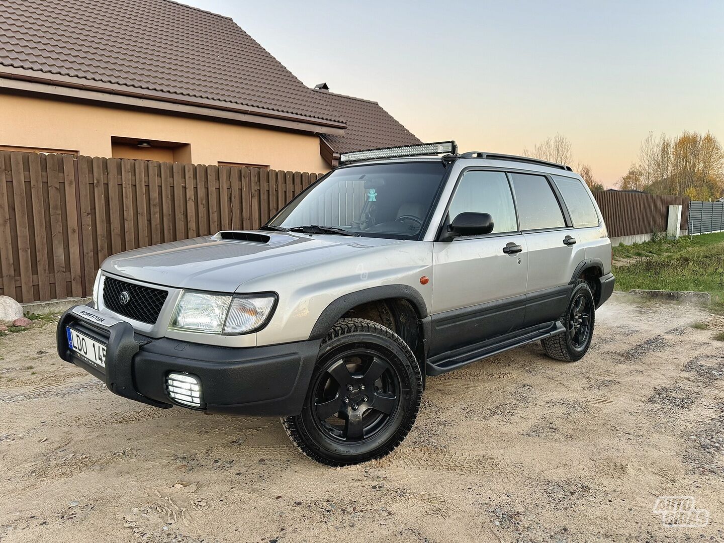 Subaru Forester 1999 y Off-road / Crossover