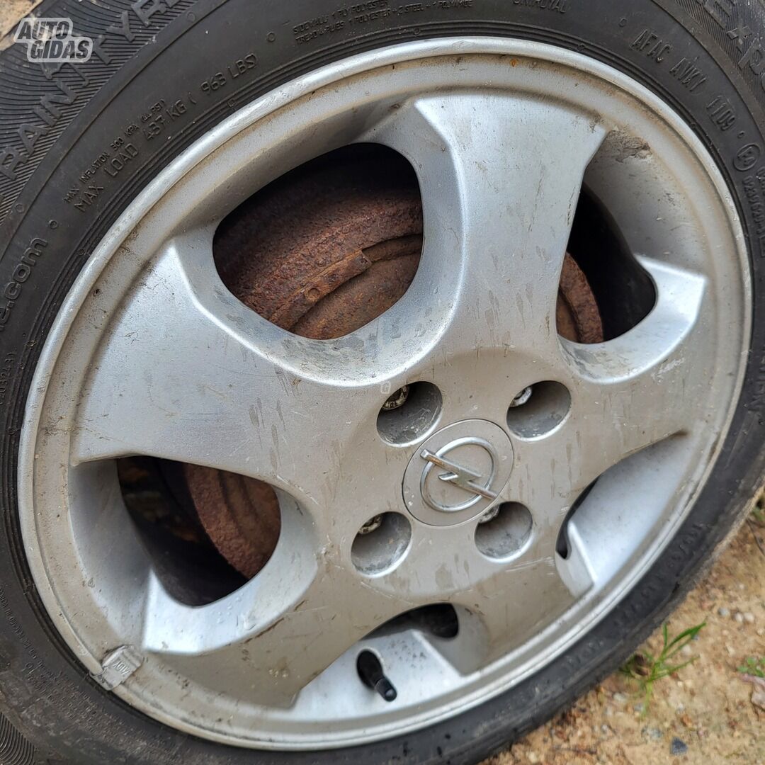 Opel Astra light alloy R14 rims