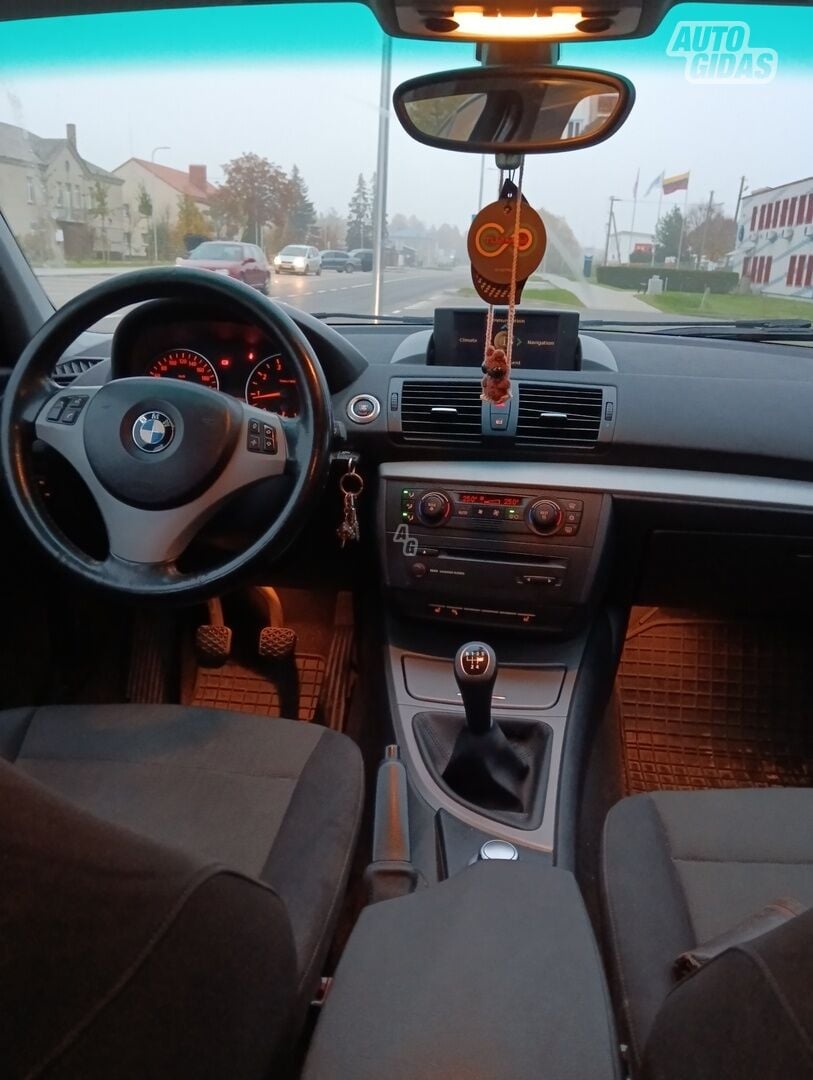 Bmw 116 E87 2004 y