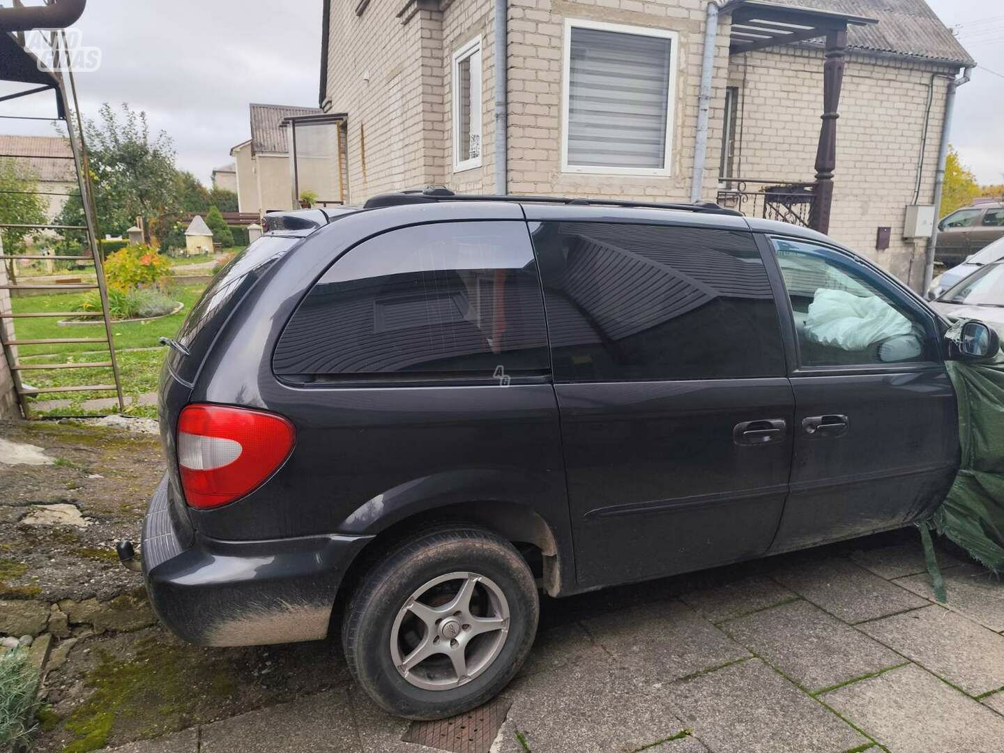 Chrysler Voyager 2002 г запчясти