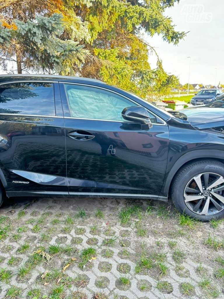 Lexus NX 300h 2019 г Внедорожник / Кроссовер