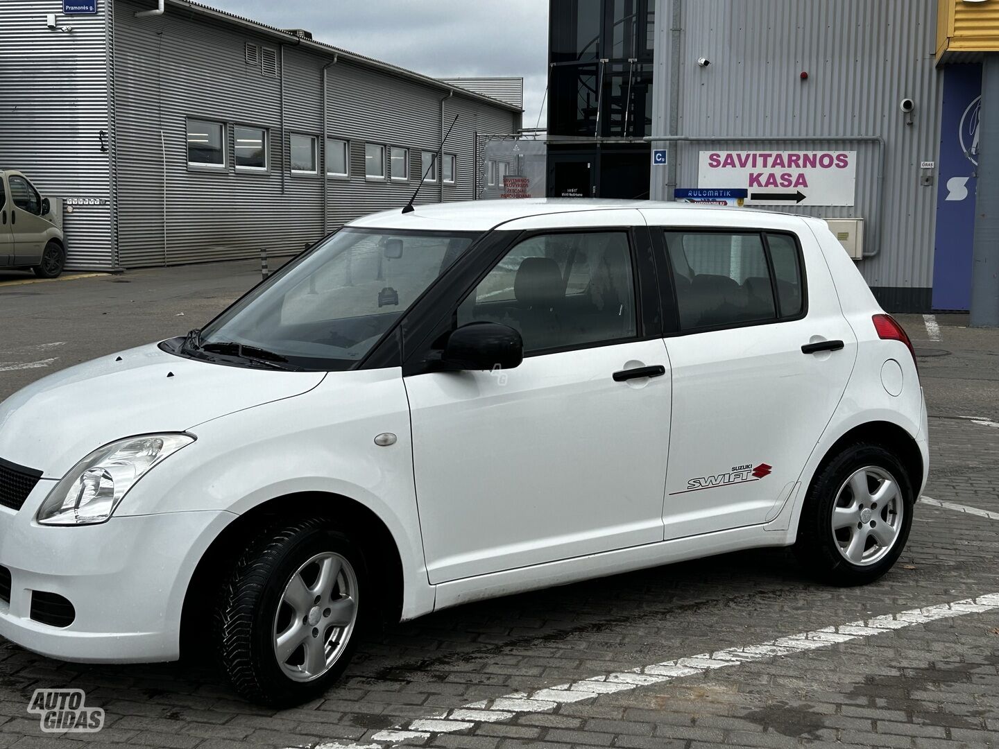 Suzuki Swift 2009 г Хэтчбек