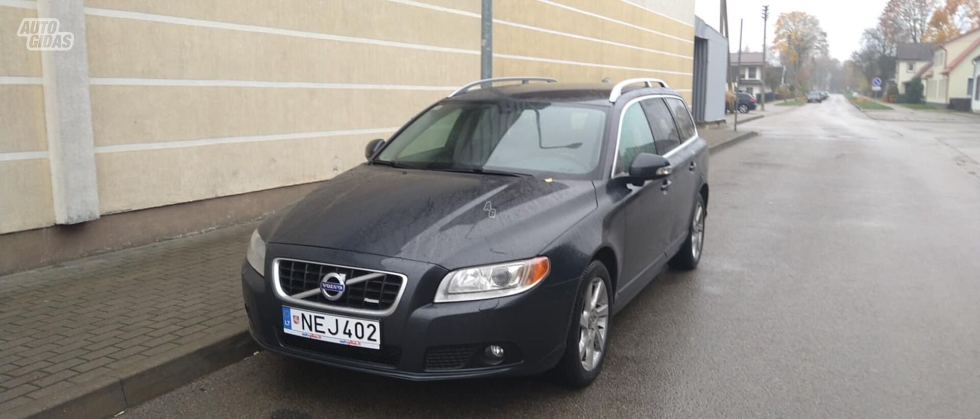 Volvo V70 III 2011 m