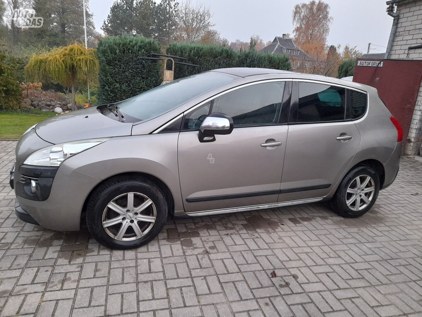 Peugeot 3008 2010 г Минивэн