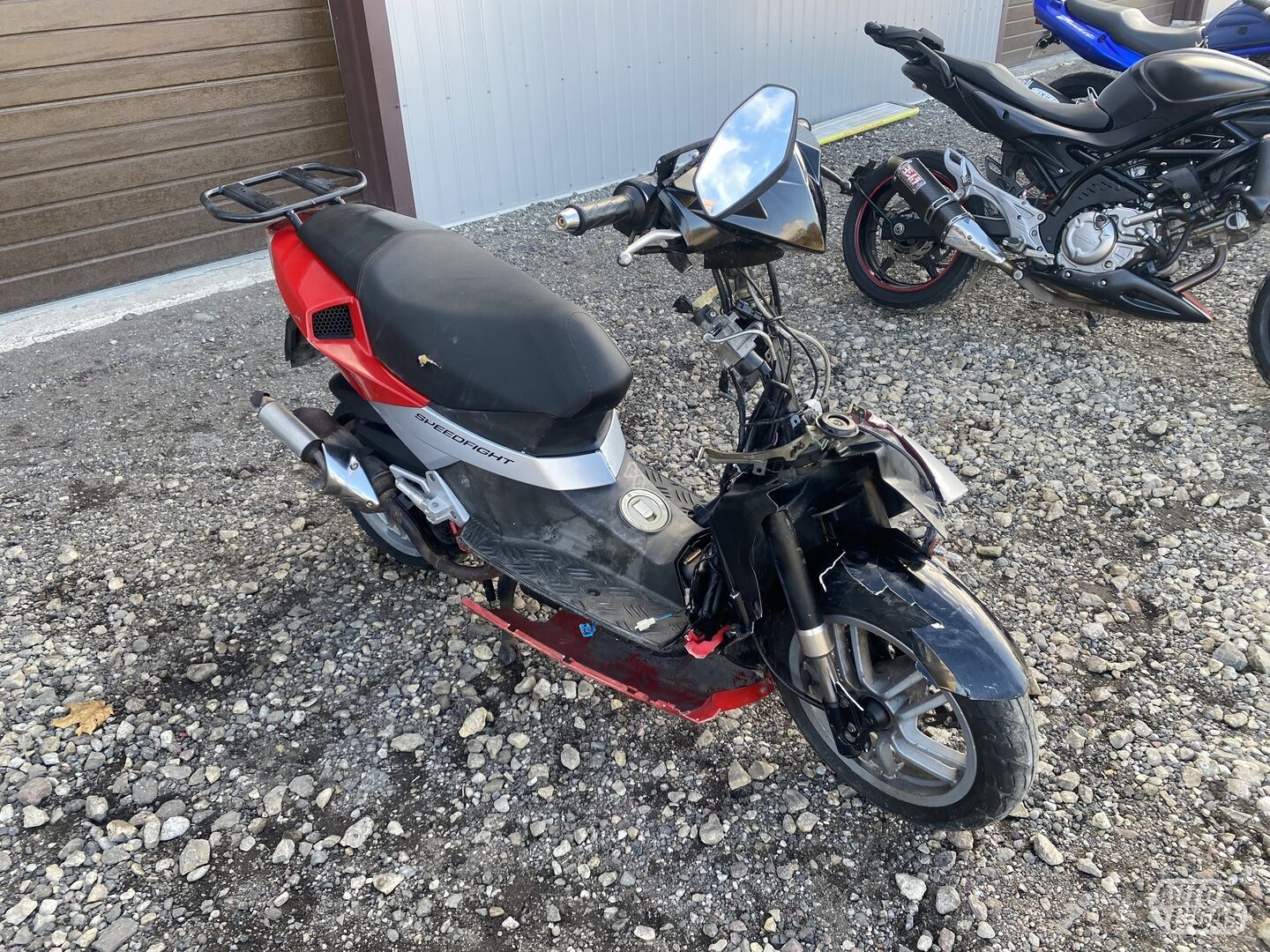 Peugeot Speedfight 2009 y Scooter / moped