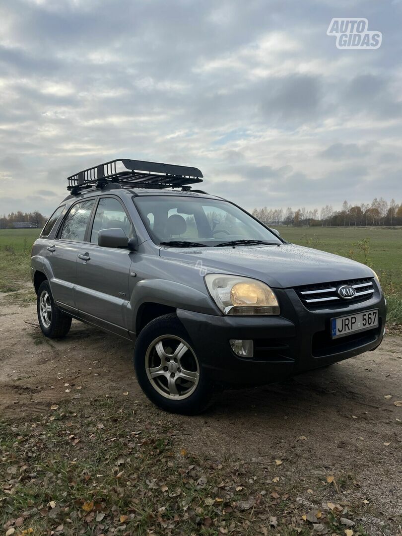 Kia Sportage 2005 г Внедорожник / Кроссовер