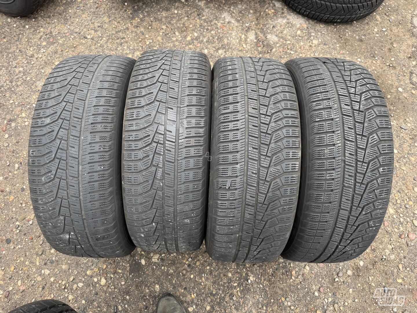 Hankook Siunciam, 3+5mm,2019 R18 зимние шины для автомобилей