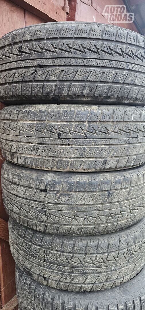 Arivo R16 universal tyres passanger car