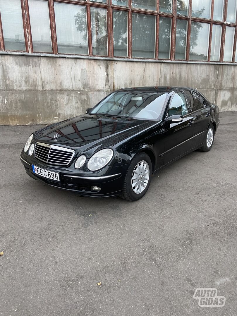 Mercedes-Benz E 320 W211 2003 y