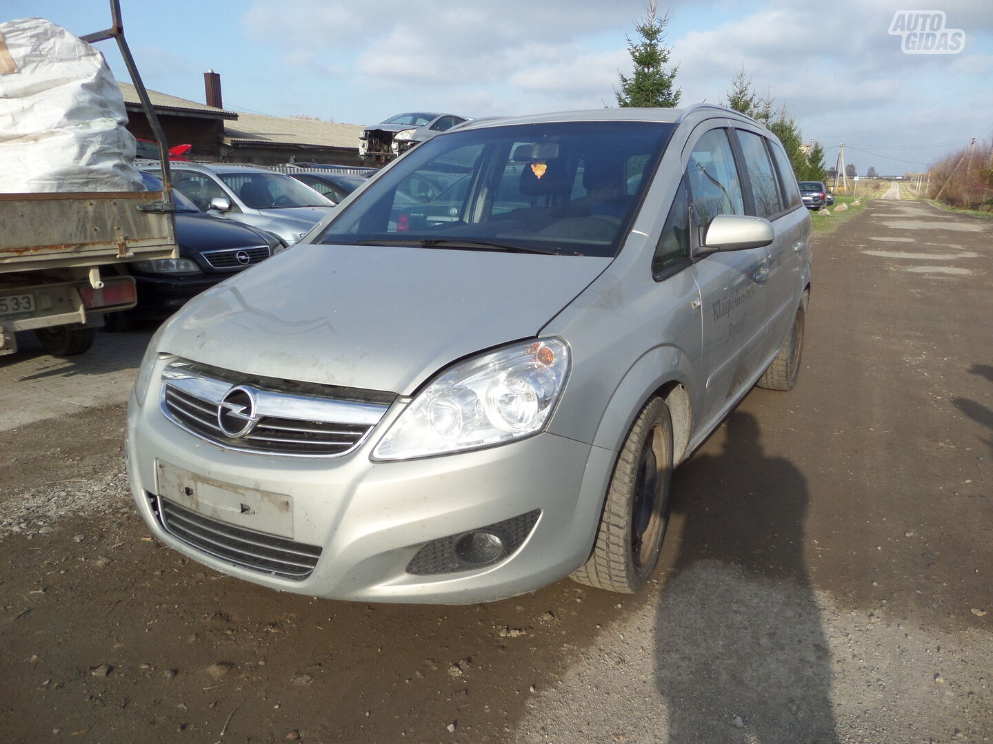 Opel Zafira  6 begiu 1.9 cdi 2006 y parts