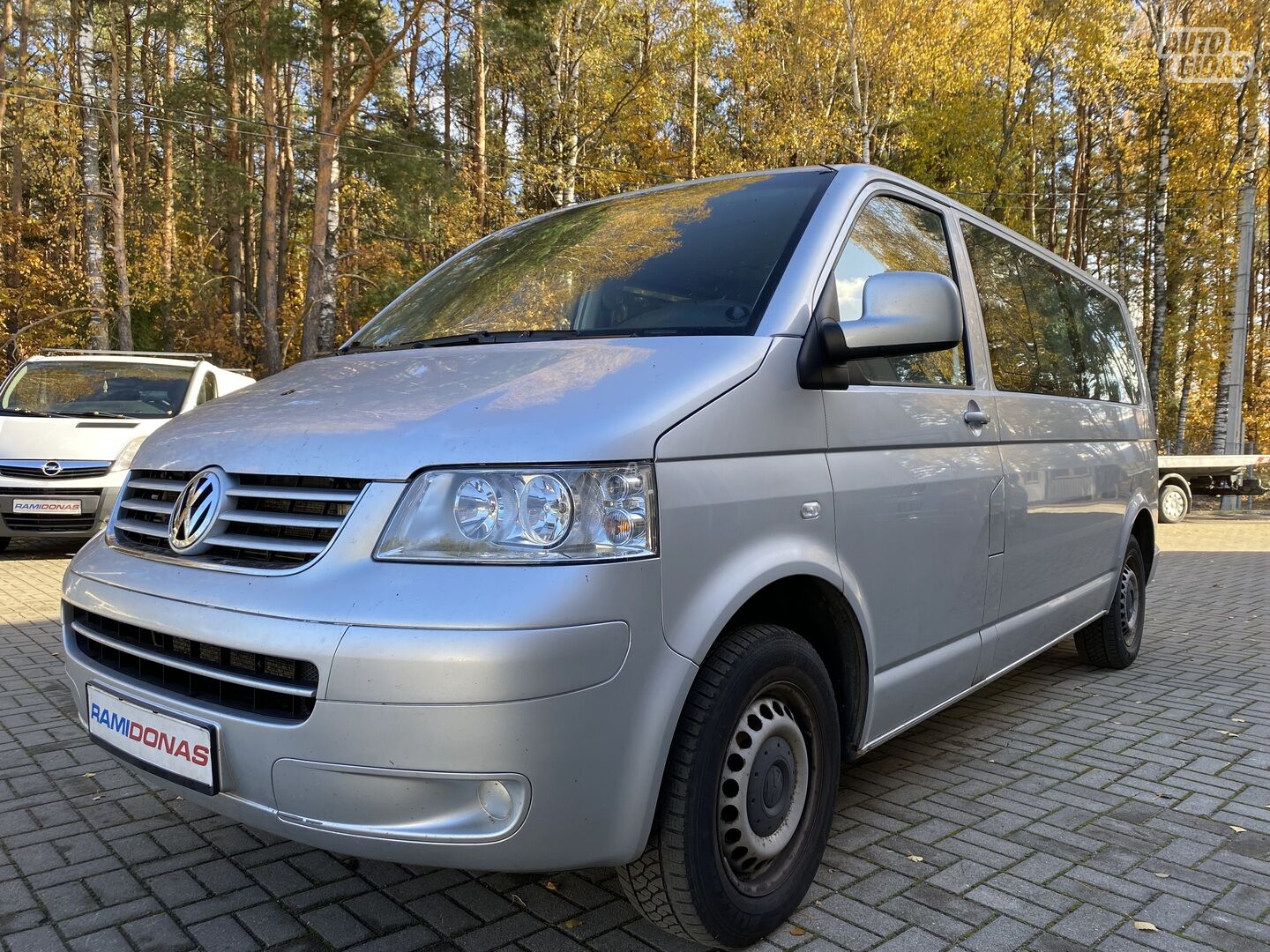 Volkswagen Caravelle 2006 m Vienatūris