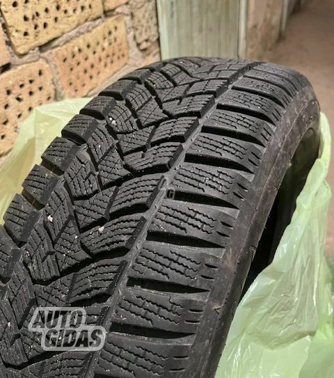 Dunlop Winter Sport SPT5 R16 žieminės padangos lengviesiems