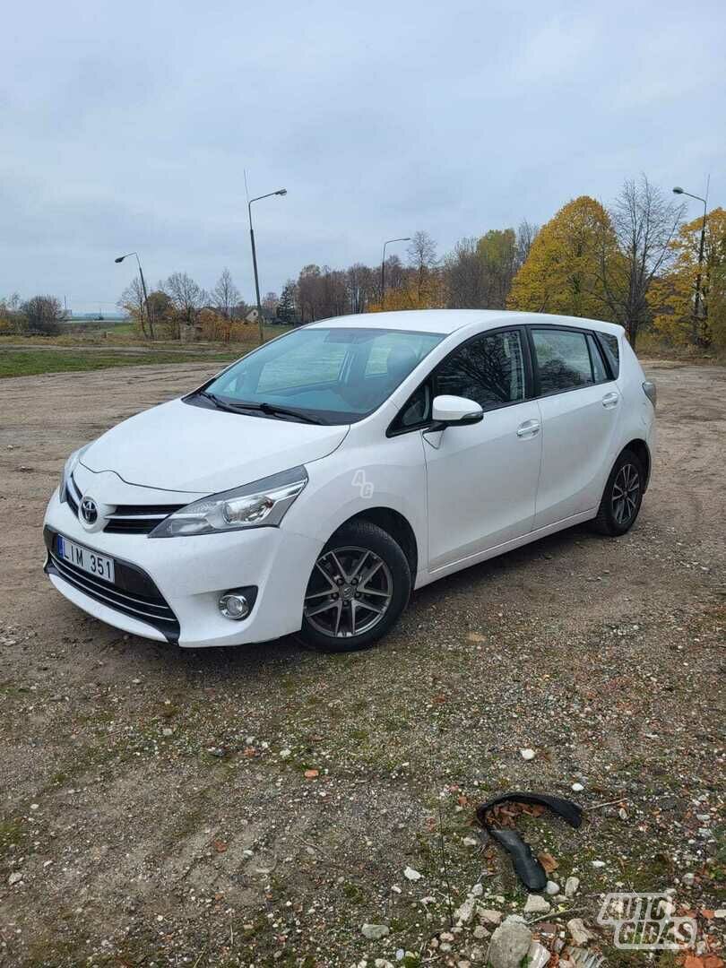 Toyota Verso 2015 m Universalas