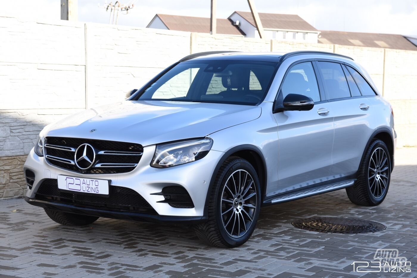 Mercedes-Benz GLC220 2018 y Off-road / Crossover