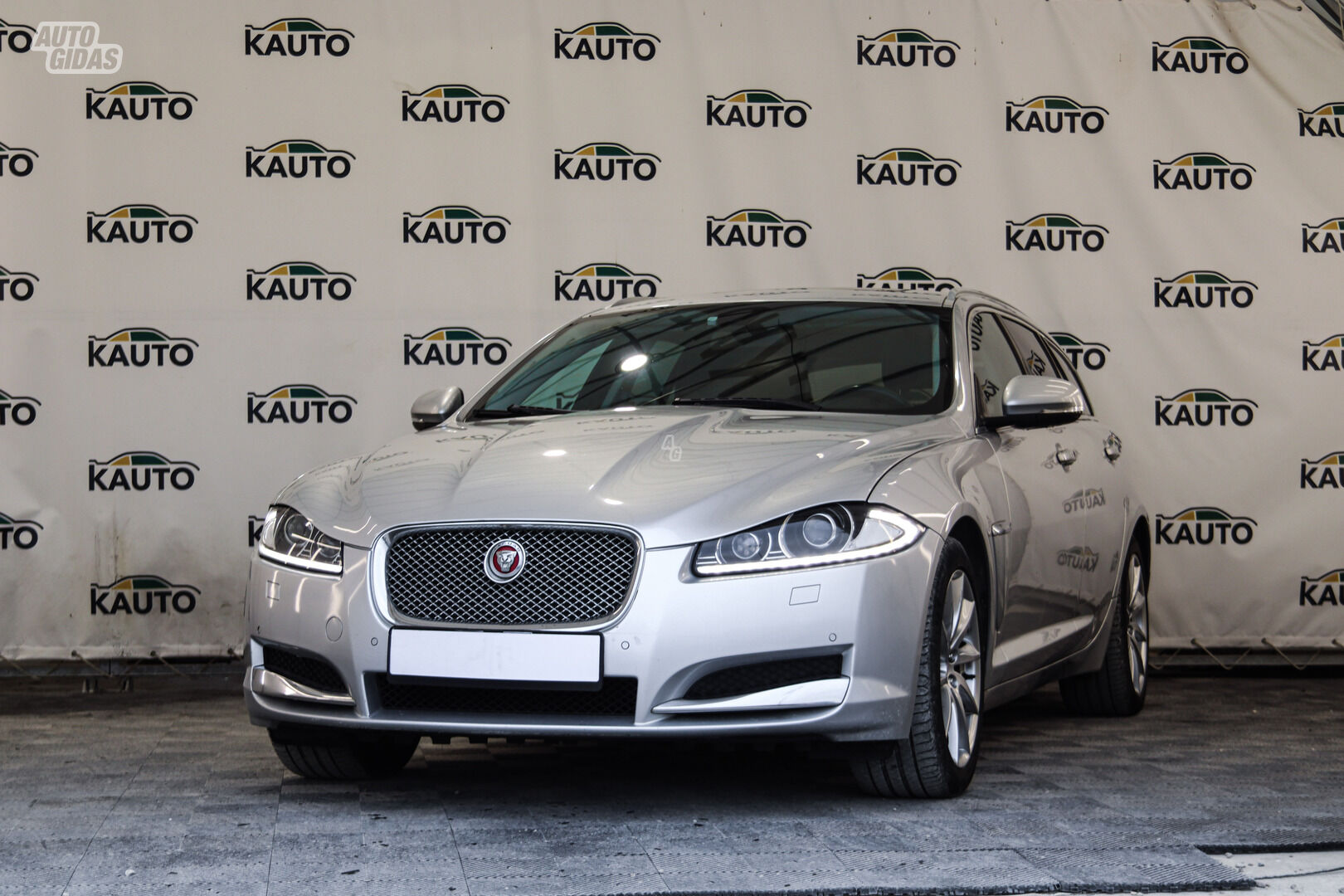 Jaguar XF 2014 m Universalas