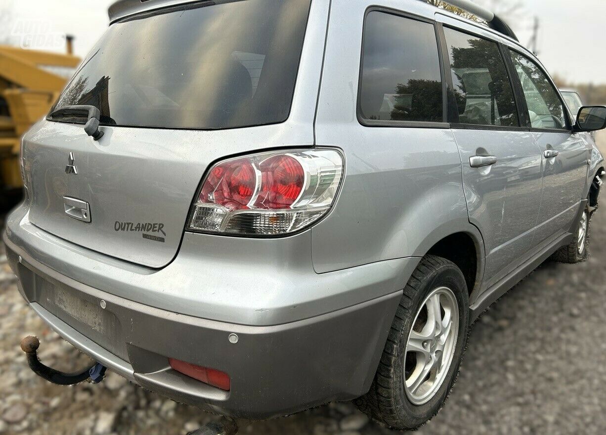 Mitsubishi Outlander 2004 г запчясти