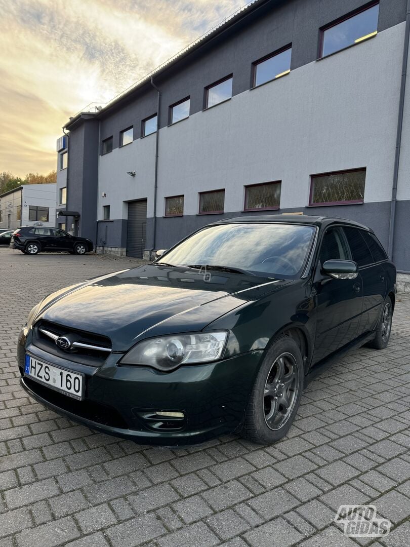 Subaru Legacy 2004 m Universalas