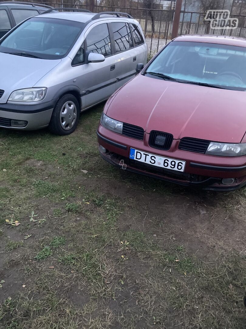 Seat Toledo 2001 y Sedan