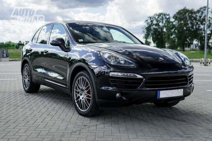 Porsche Cayenne 2012 m Visureigis / Krosoveris