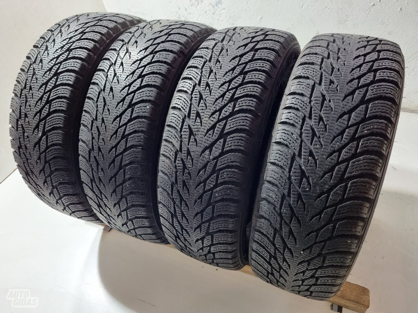 Nokian minkšto mišinio R15 winter tyres passanger car