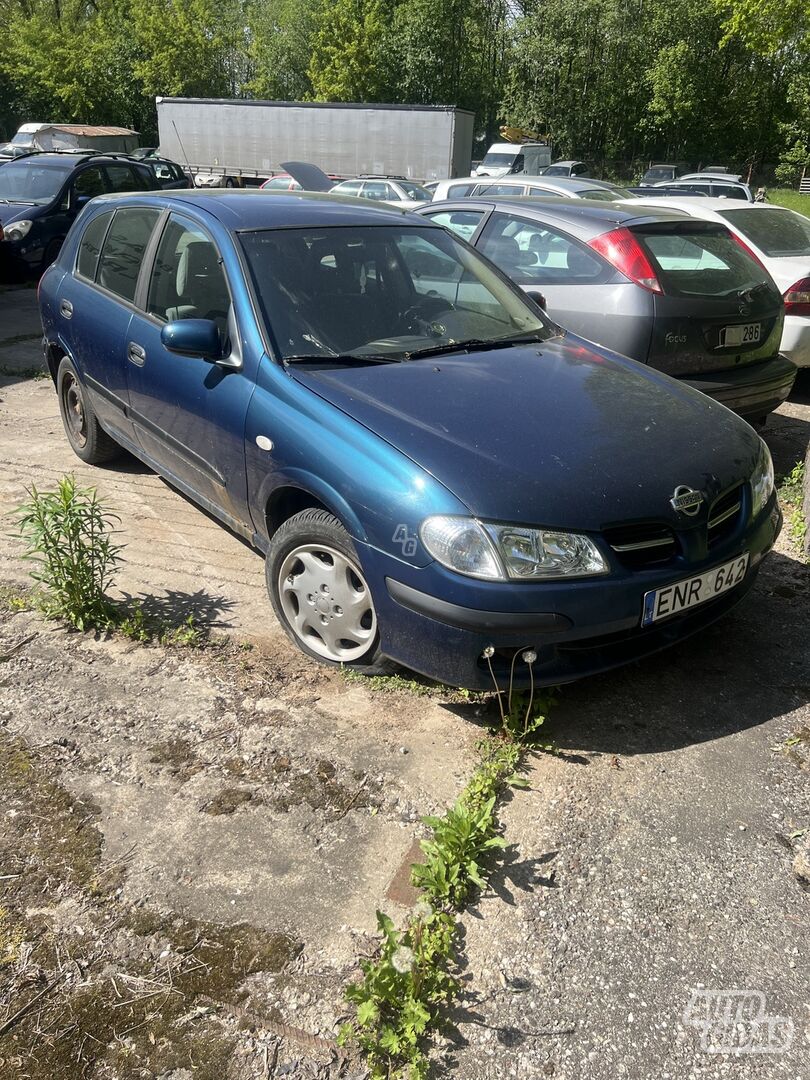 Nissan Almera II 2002 y