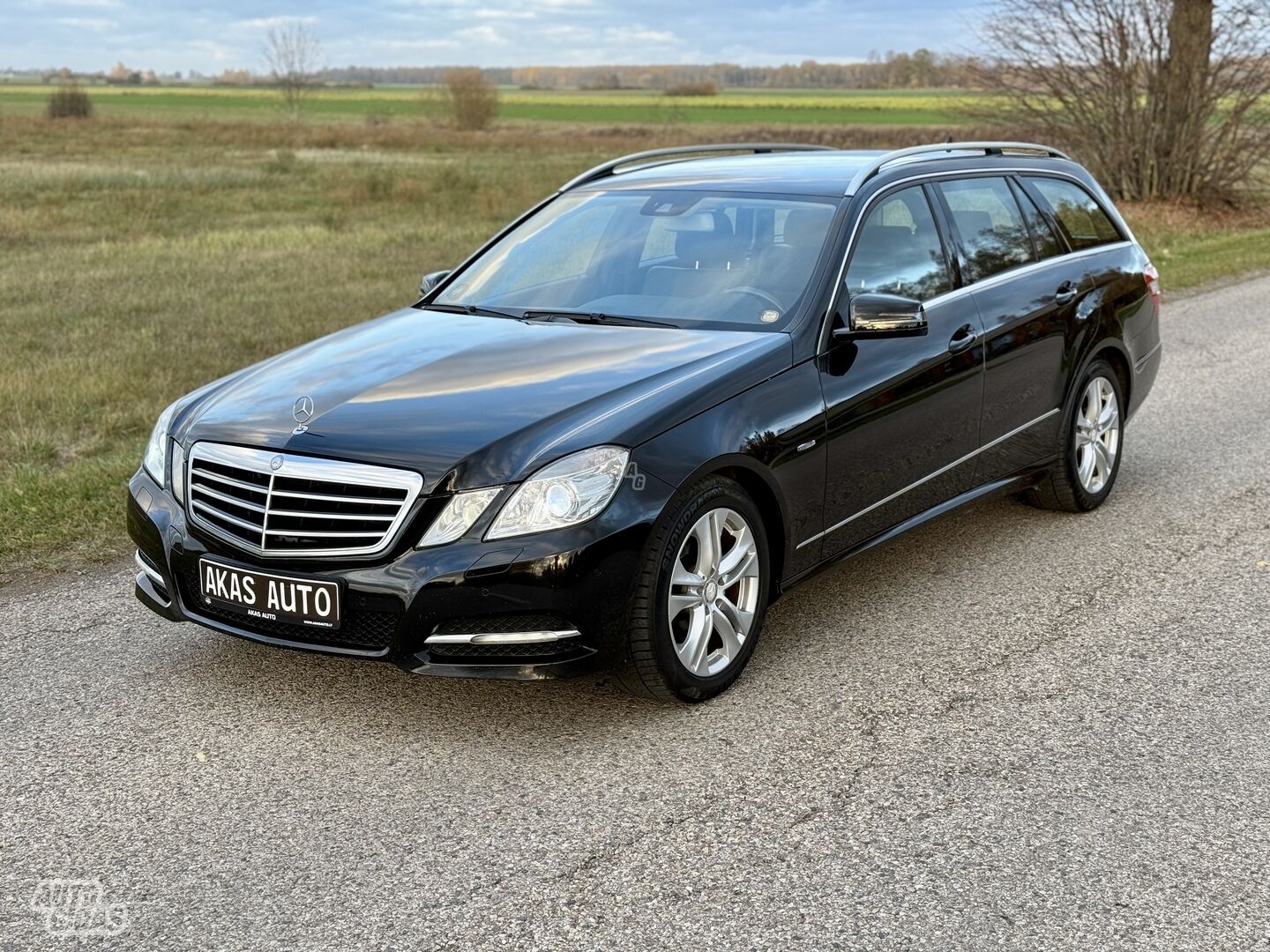 Mercedes-Benz E 220 S212 2011 y