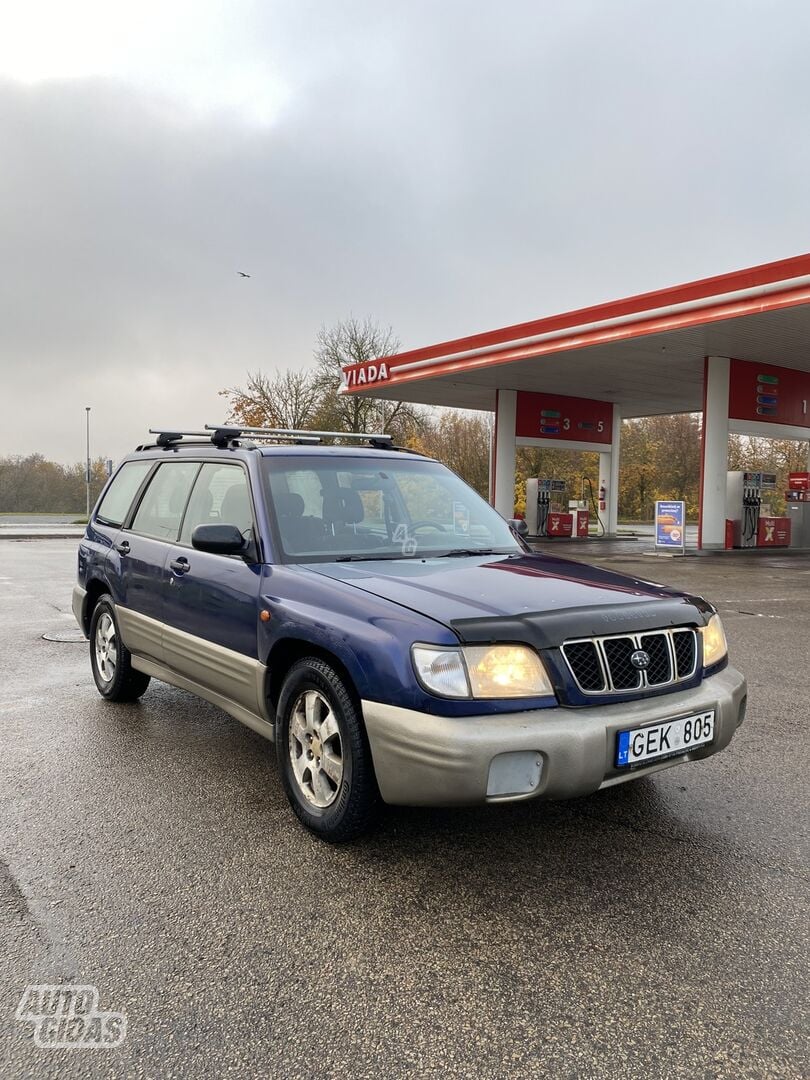 Subaru Forester 2001 y Off-road / Crossover