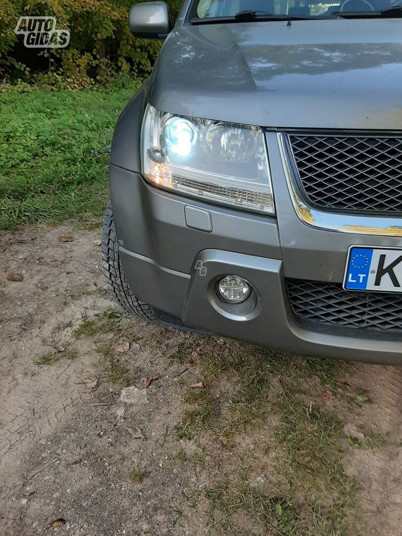 Suzuki Grand Vitara 2006 y Off-road / Crossover