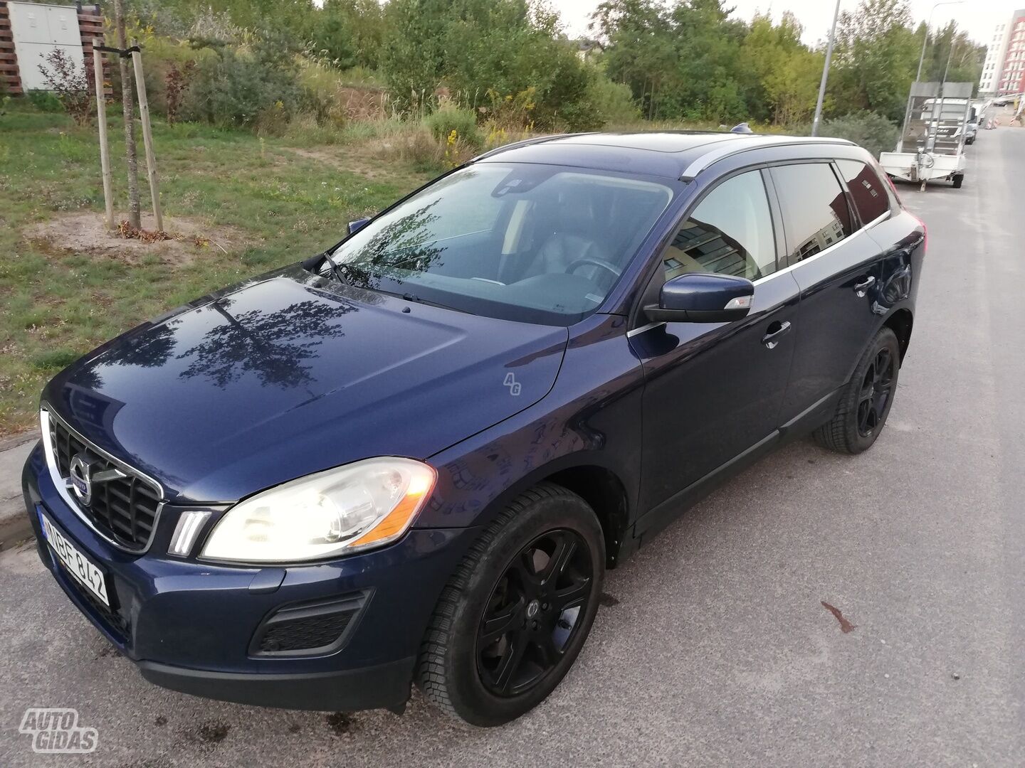 Volvo XC60 2012 y Off-road / Crossover