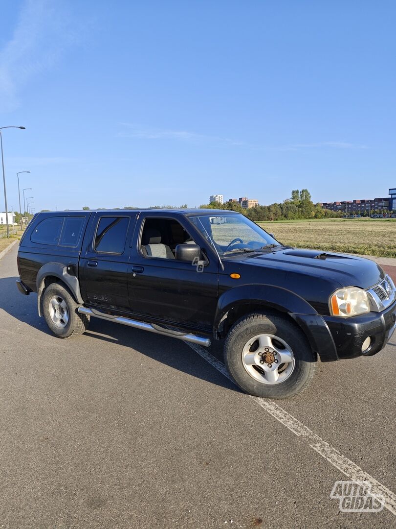 Nissan Navara 2004 m Pikapas