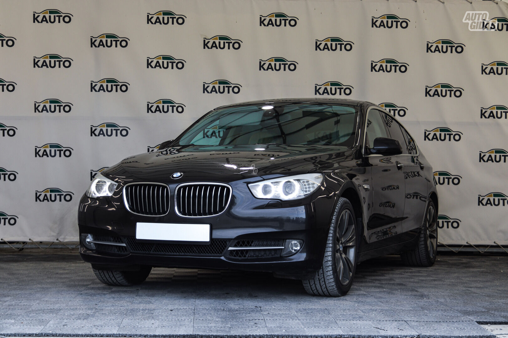 Bmw 530 GT 2012 y Hatchback