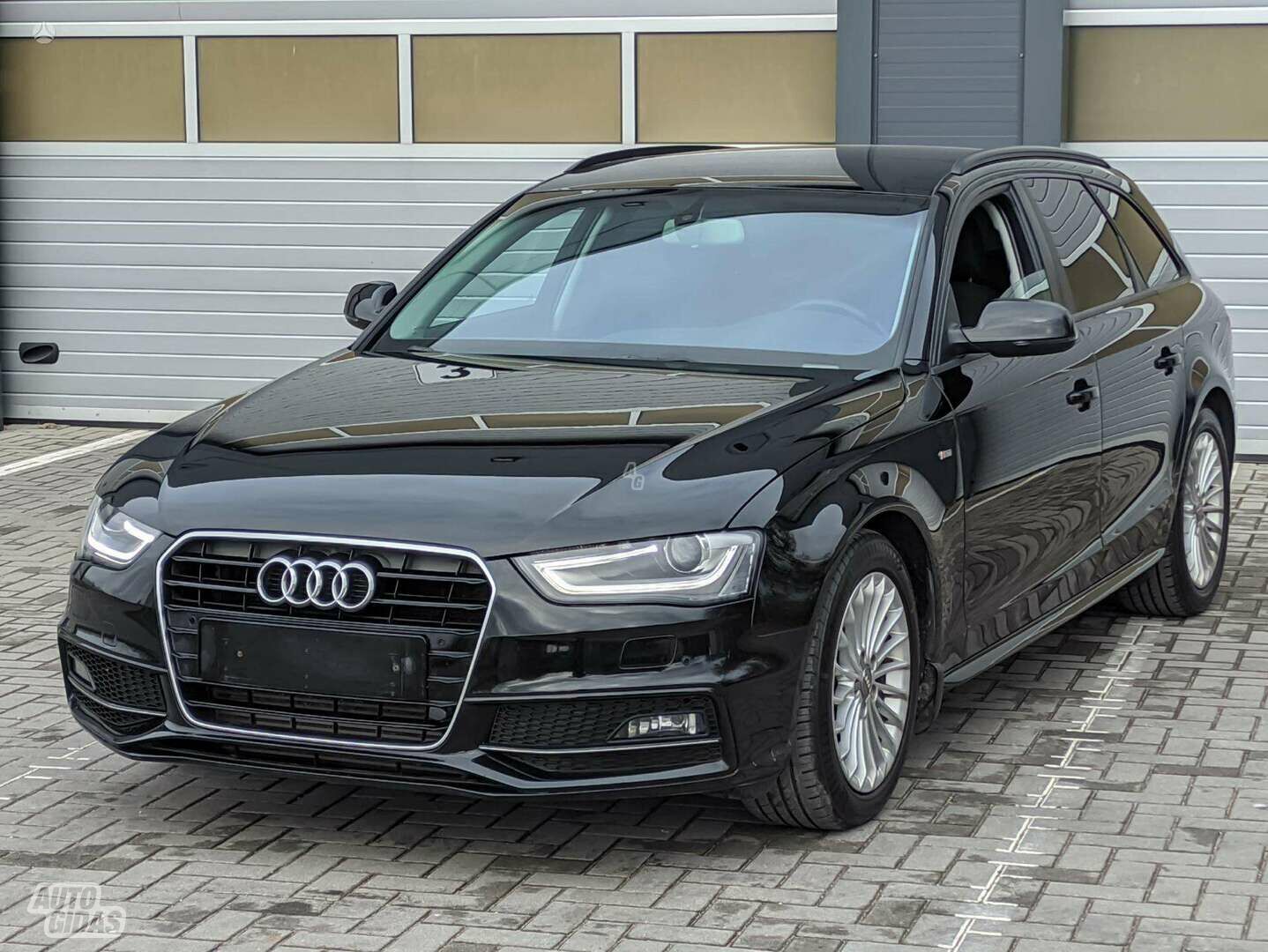 Audi A4 2013 m Universalas