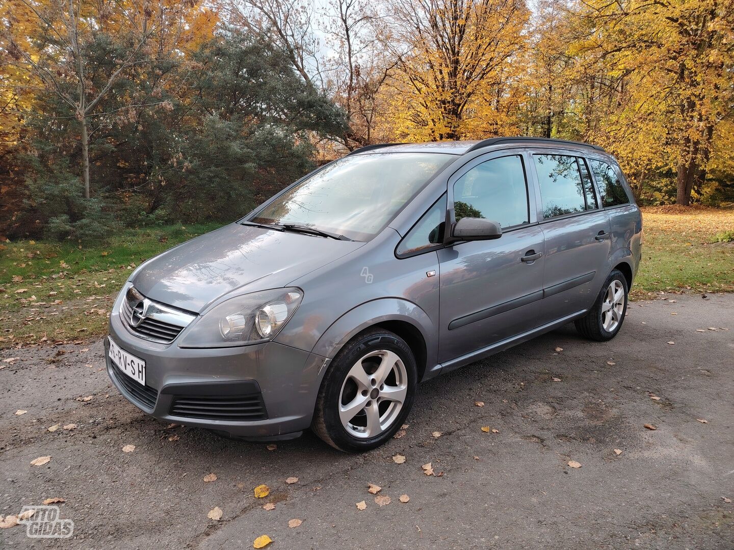 Opel Zafira 2005 m Vienatūris