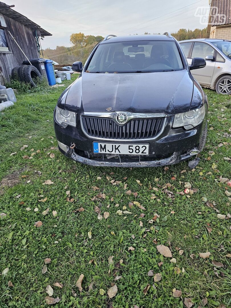 Skoda Superb II 2011 m