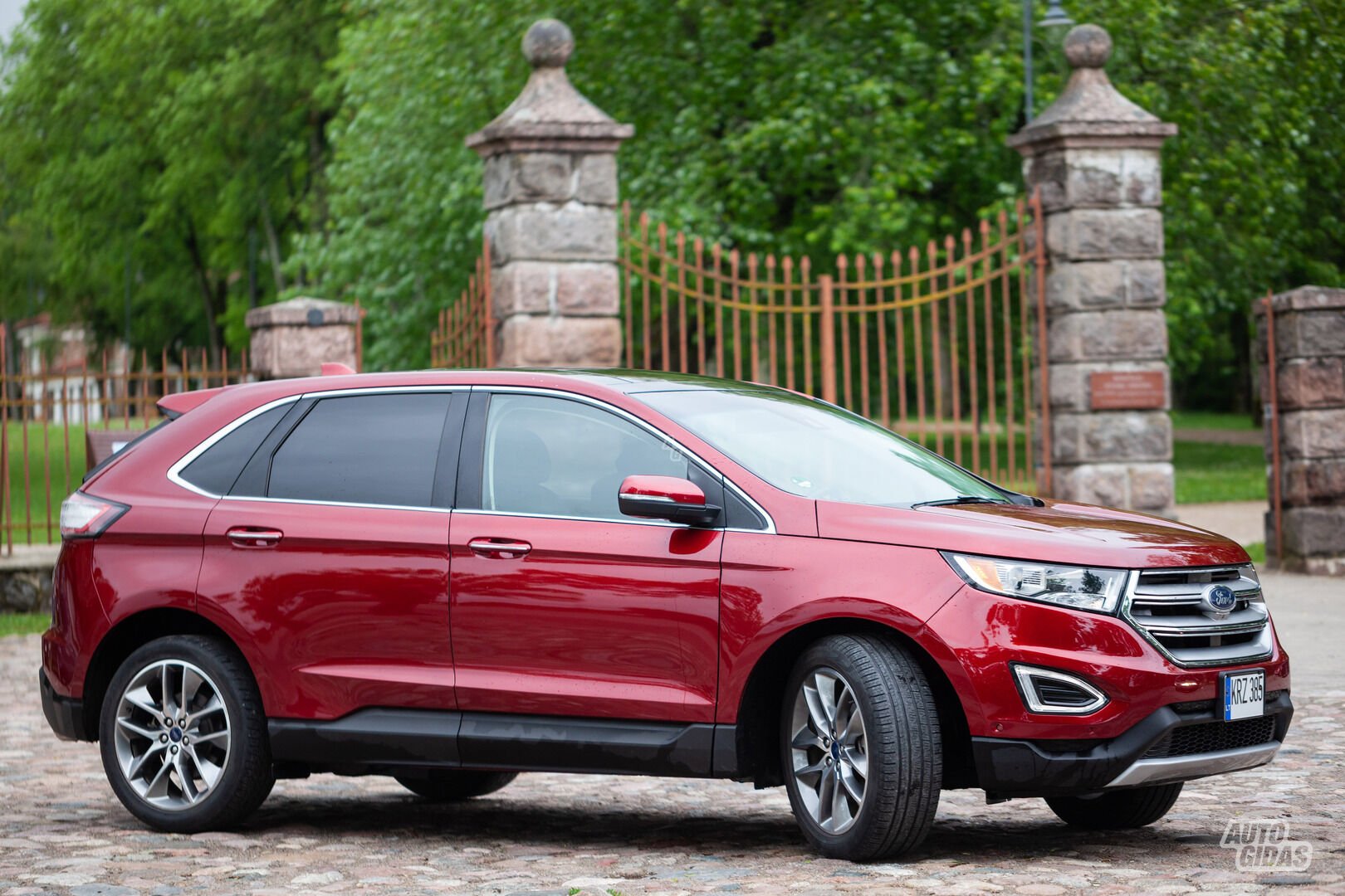 Ford EDGE 2015 г Внедорожник / Кроссовер