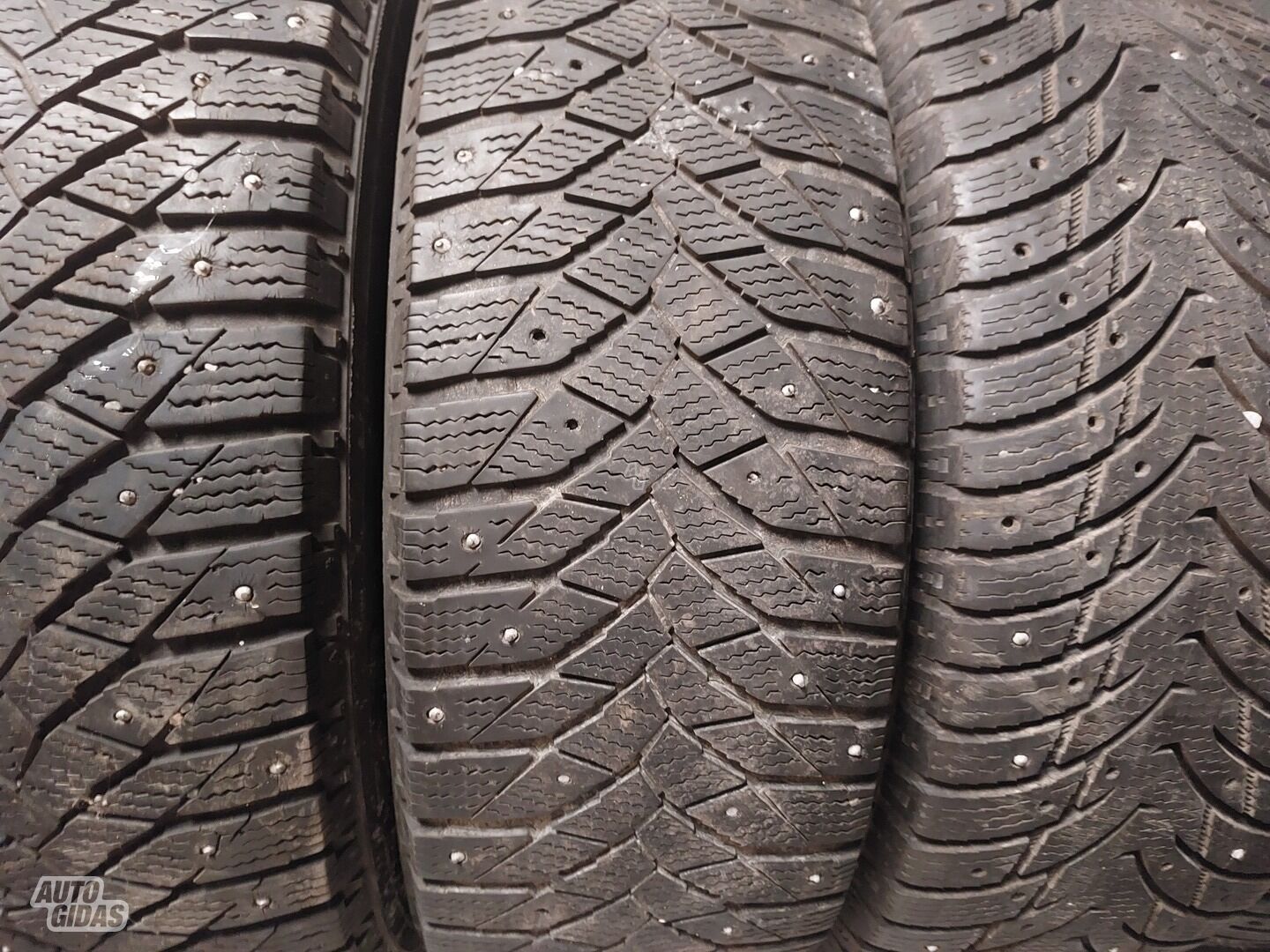 R16 universal tyres passanger car