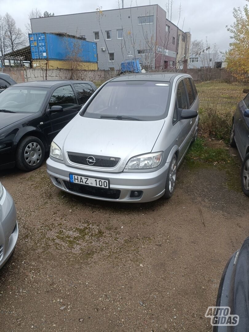 Opel Zafira A 2002 m