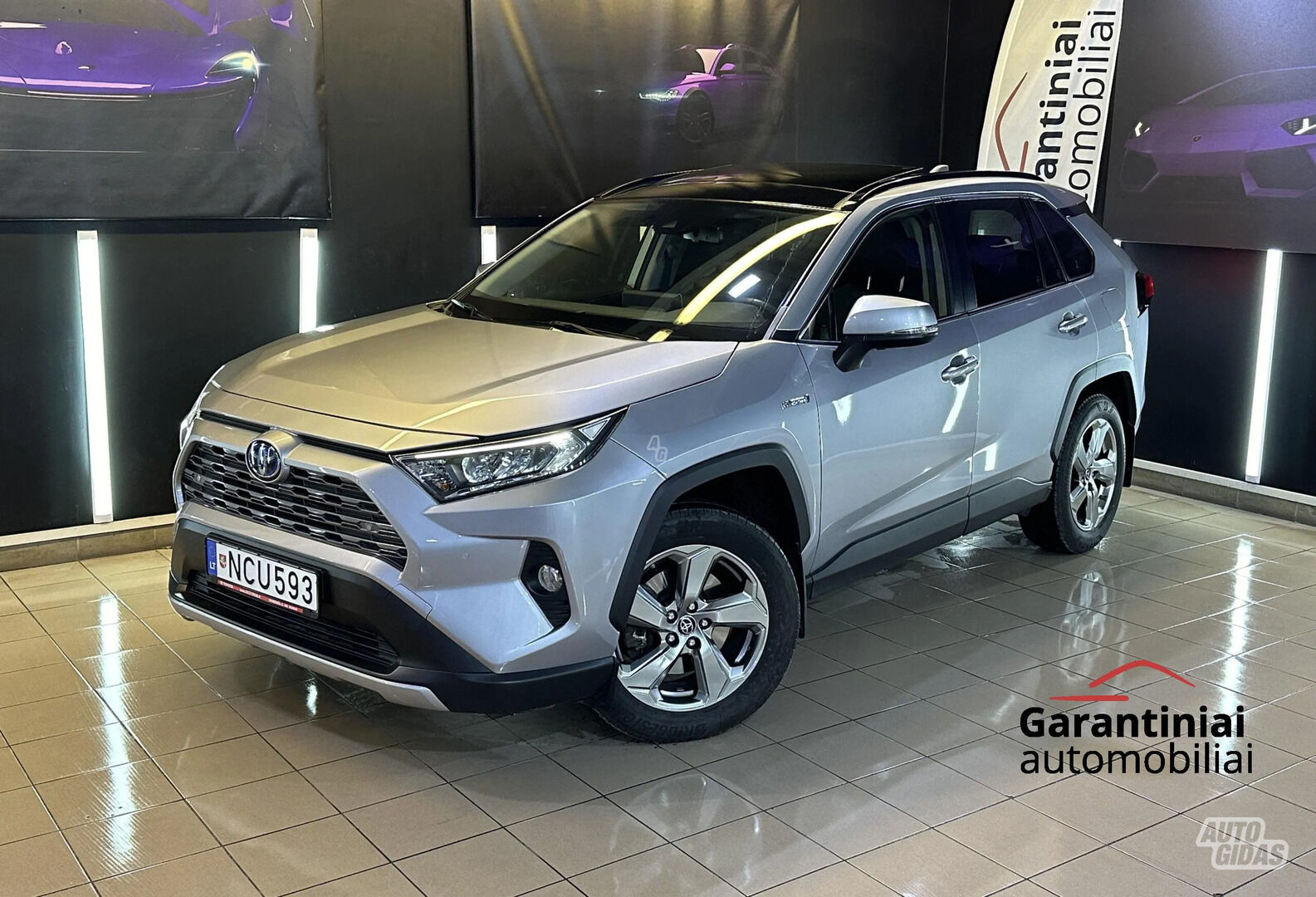 Toyota RAV4 2021 y Off-road / Crossover