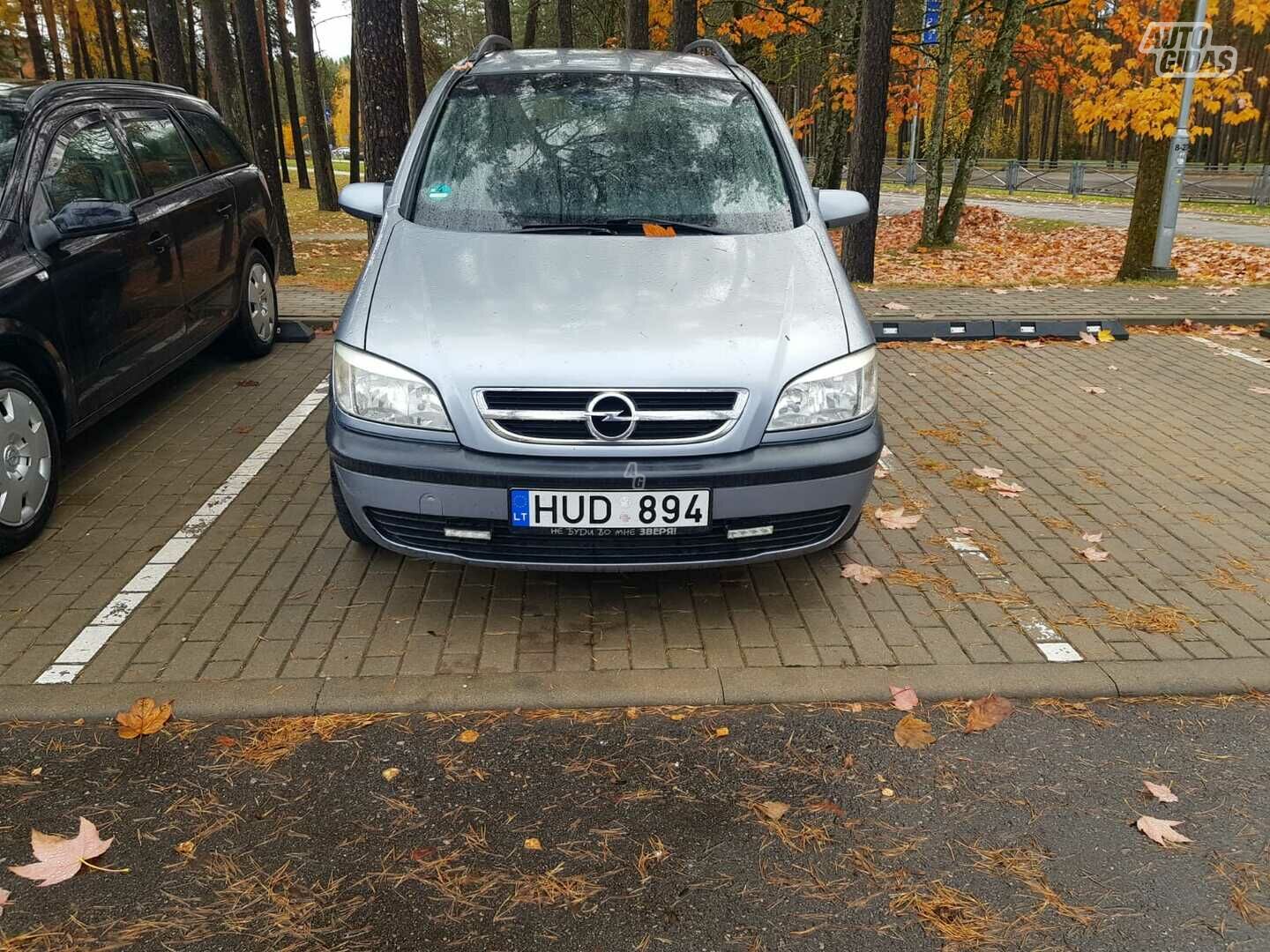 Opel Zafira 2004 m Vienatūris