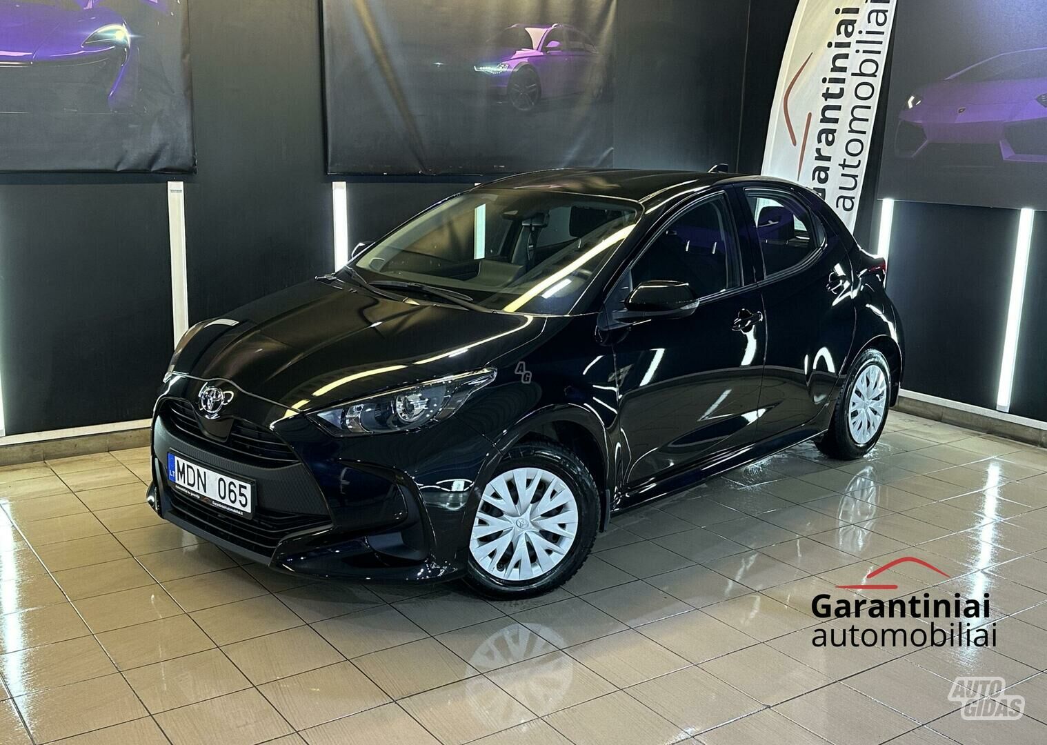 Toyota Yaris 2021 г Хэтчбек