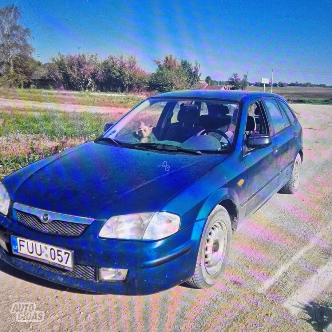 Mazda 323F 1998 m Hečbekas