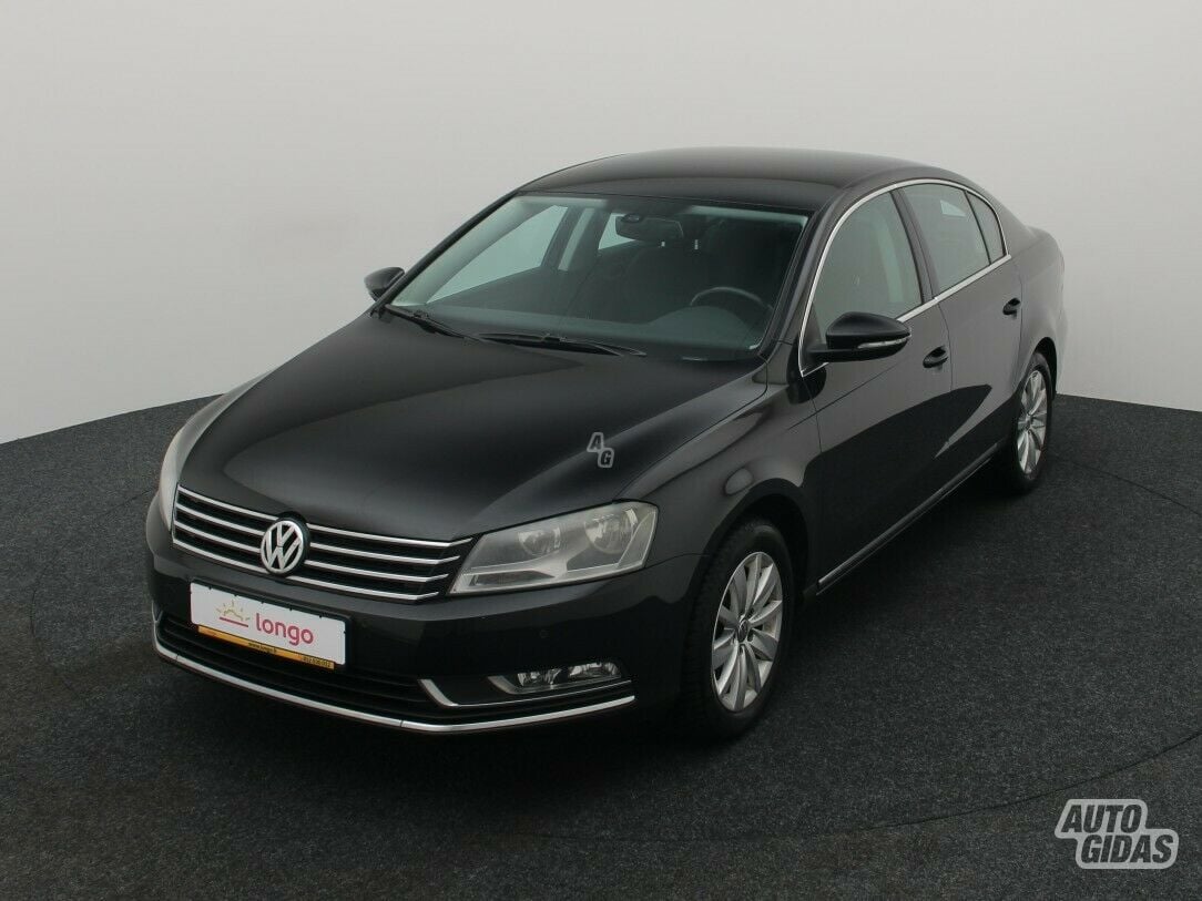 Volkswagen Passat 2012 y Sedan