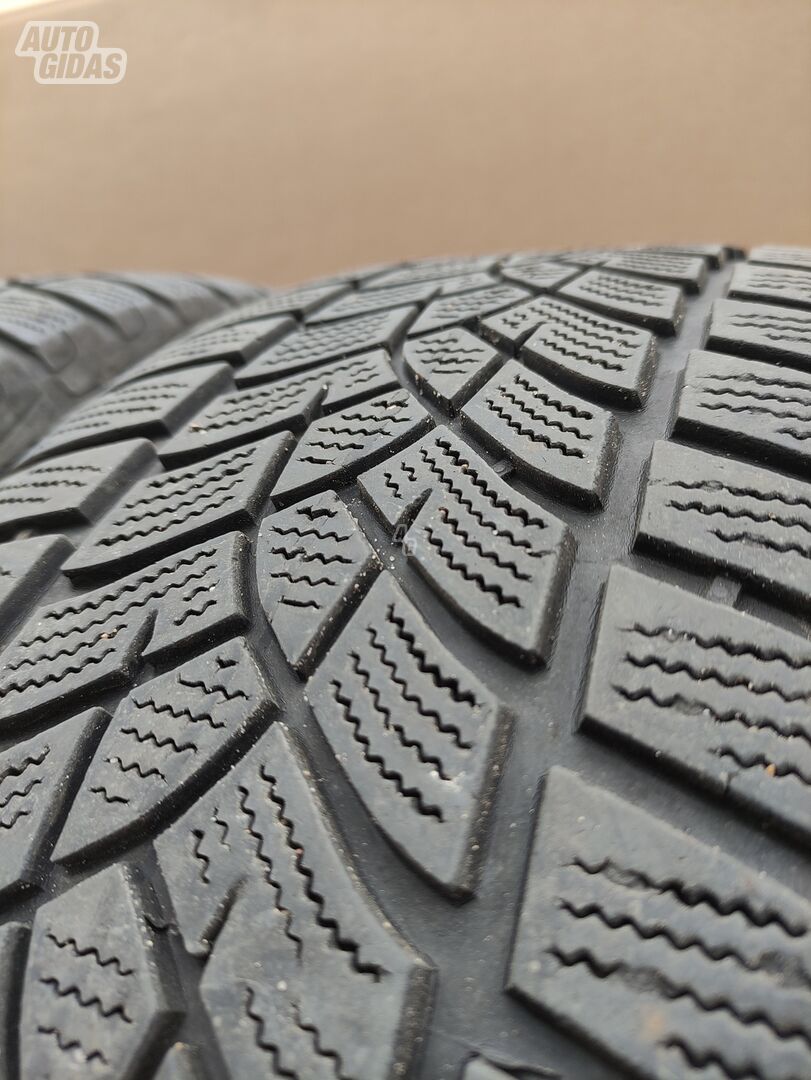 Goodyear Ultragrip R17 žieminės padangos lengviesiems