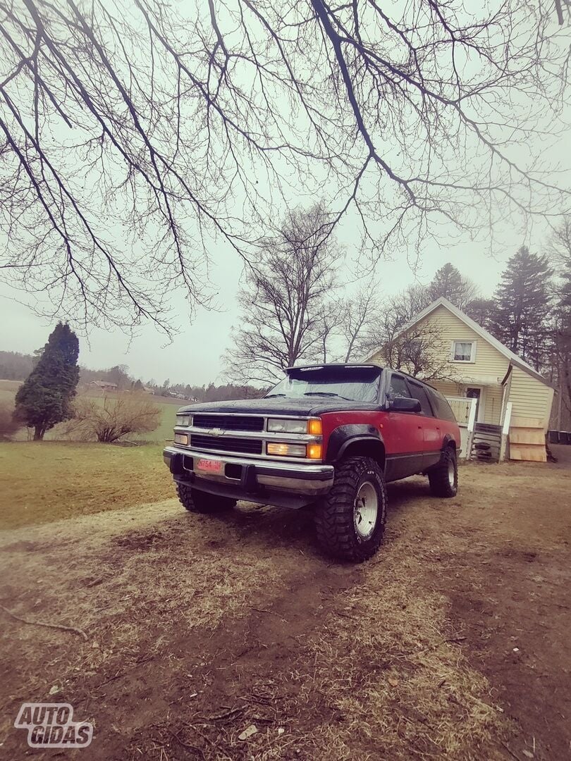 Chevrolet Suburban 1995 y Off-road / Crossover