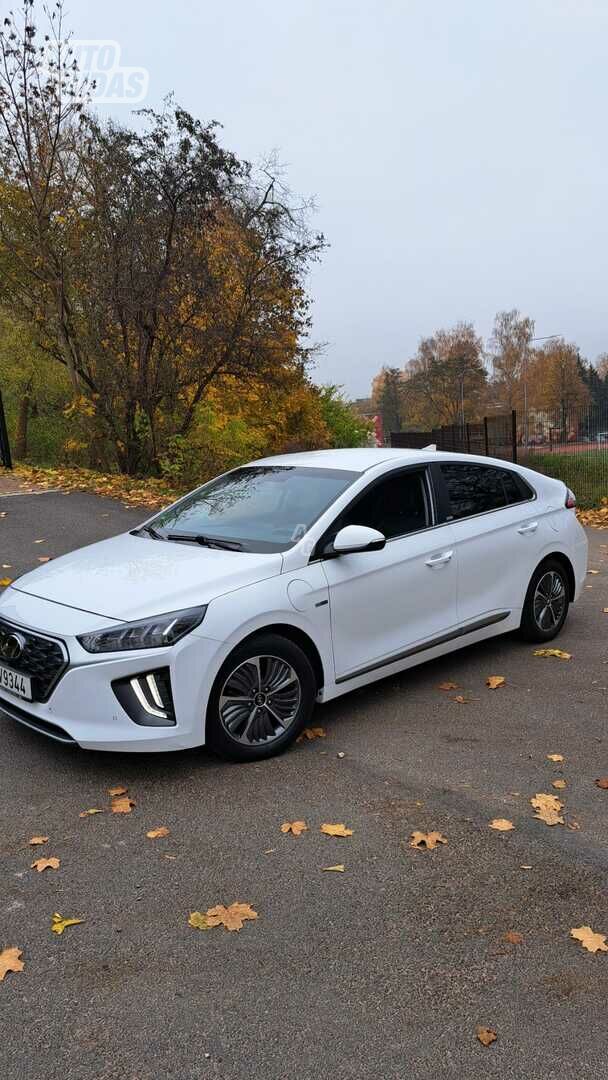 Hyundai Ioniq 2020 y Hatchback