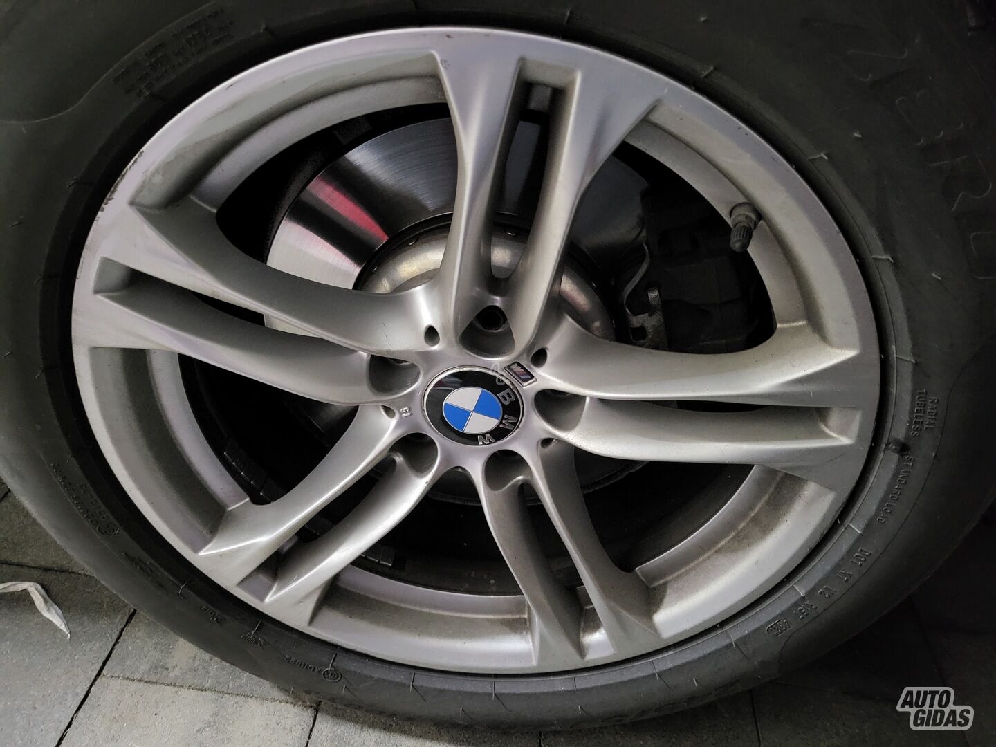 BMW F11 light alloy R18 rims