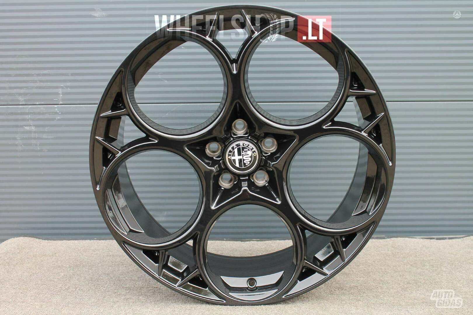 Alfa Romeo EU-I5660 Style Black light alloy R20 rims